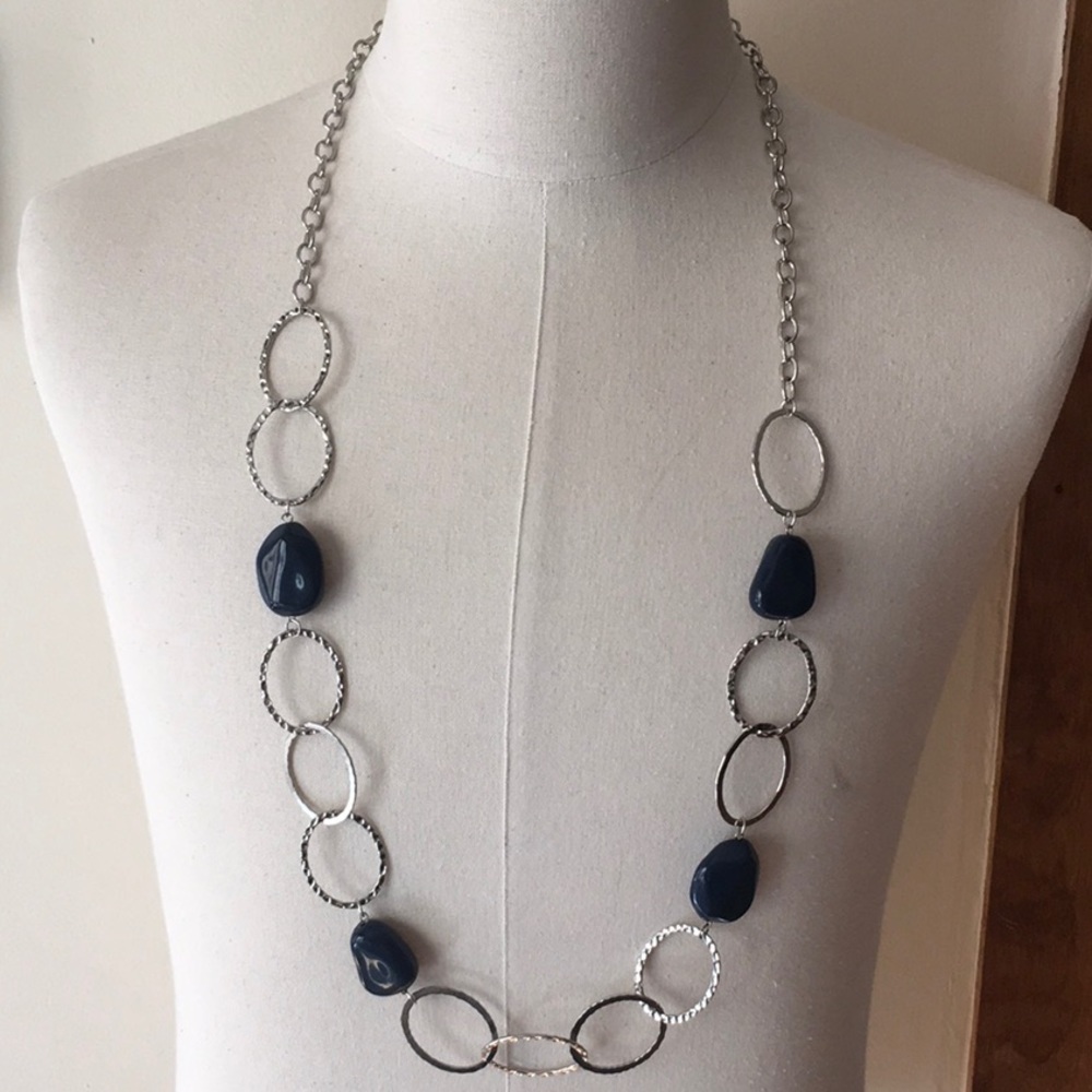 Vintage Blue Stone and Textured Silver Ring Statement Necklace in Silver Metal